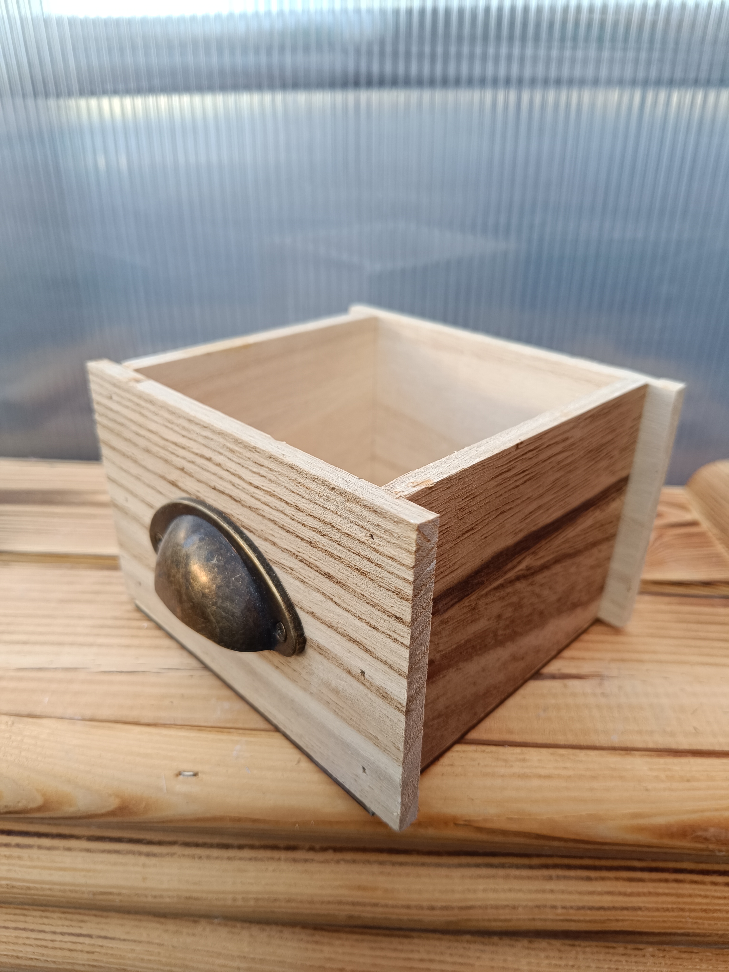 Dřevěný dekorační truhlík - šuplík přírodní 16x14cm