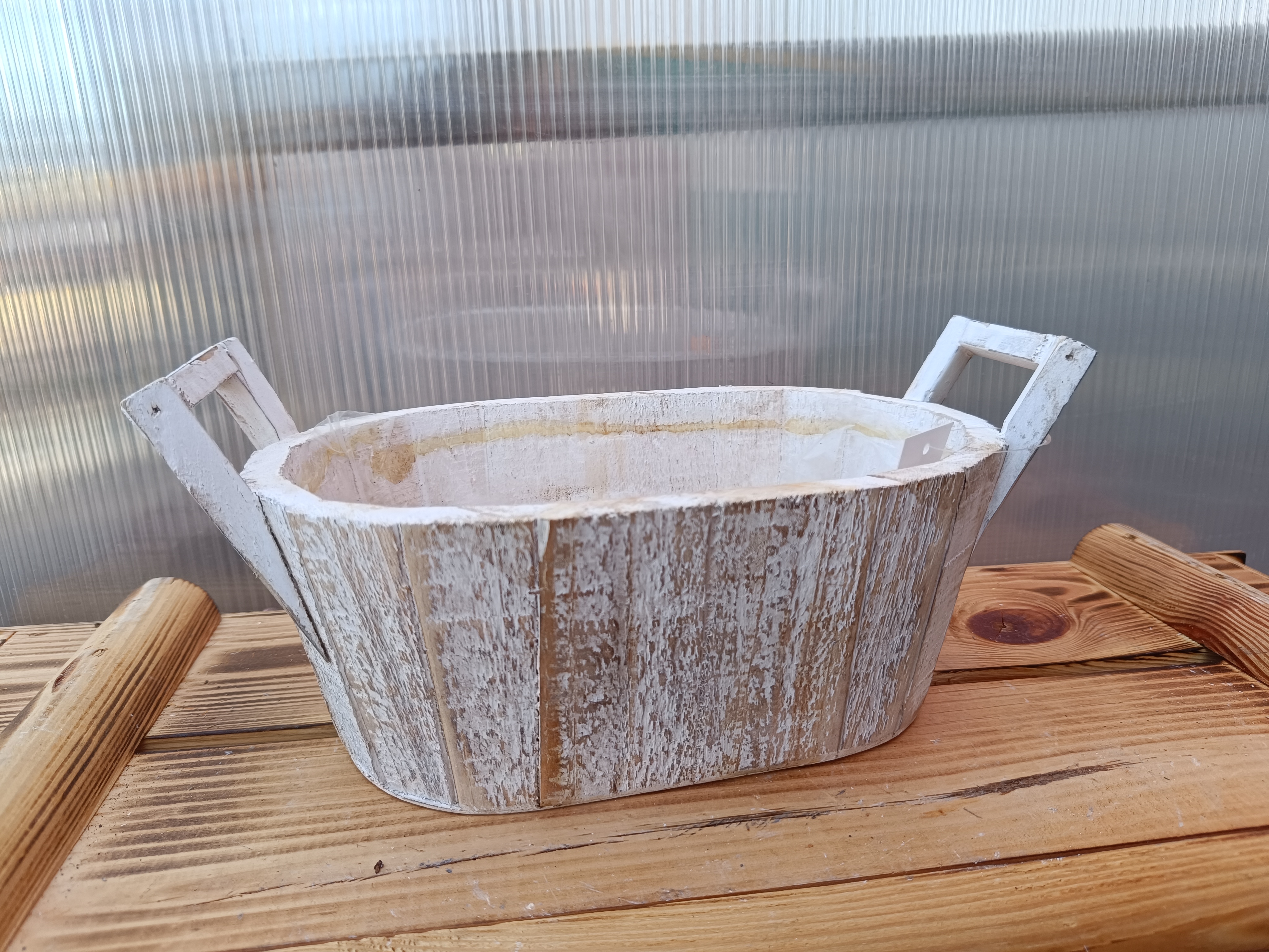 Dřevěný dekorační truhlík ovál s uchy 28x15cm