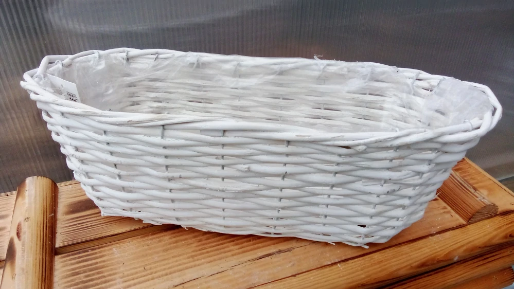 Dřevěný dekorativní košík - ratan bílý ovál 39x18cm