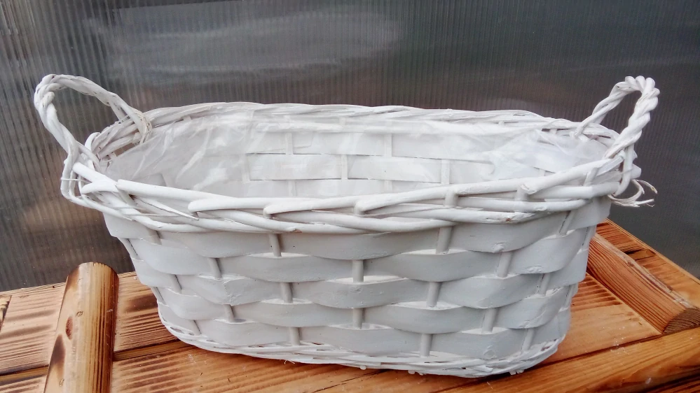 Dřevěný dekorativní košík - ratan bílý ovál 35x19cm