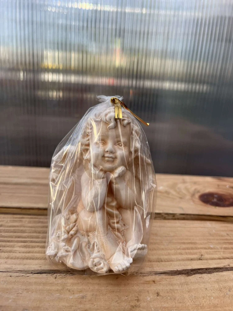 Andělíček - sádrová figurka v.10cm krémová