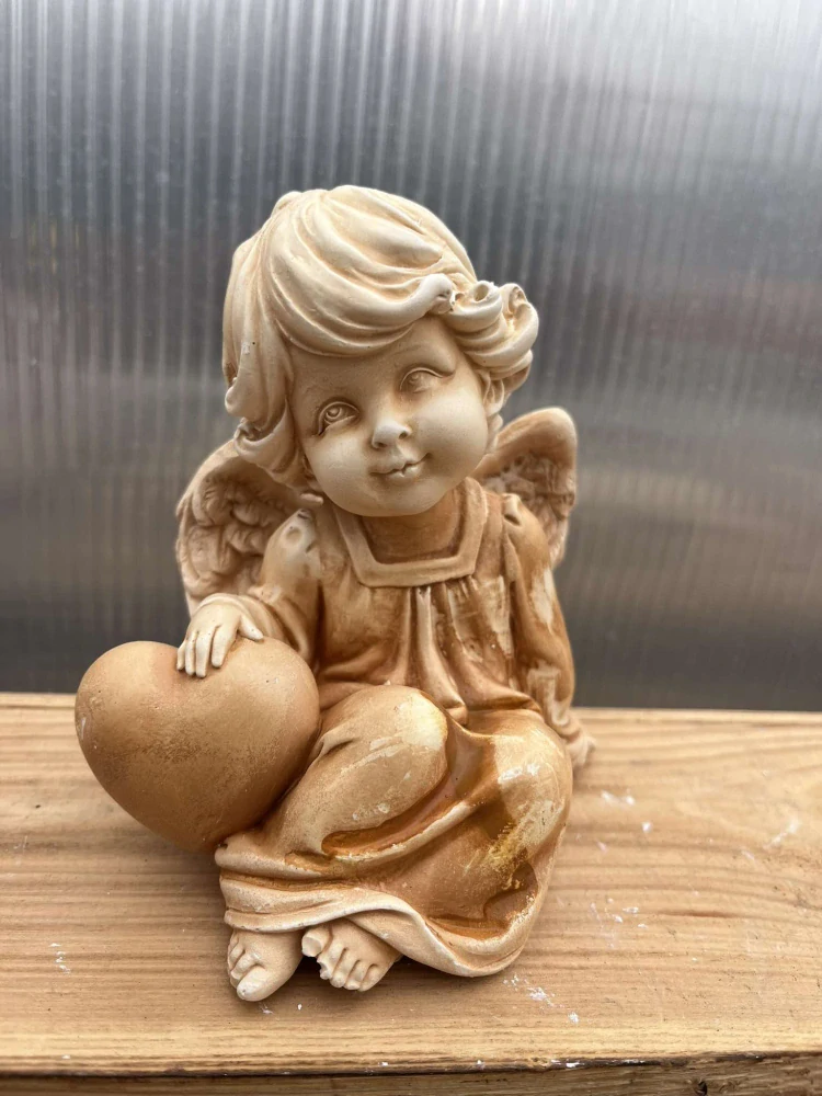 Andělíček - sádrová figurka v.12cm béžová