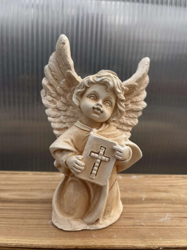 Andělíček - sádrová figurka v.13cm krémová