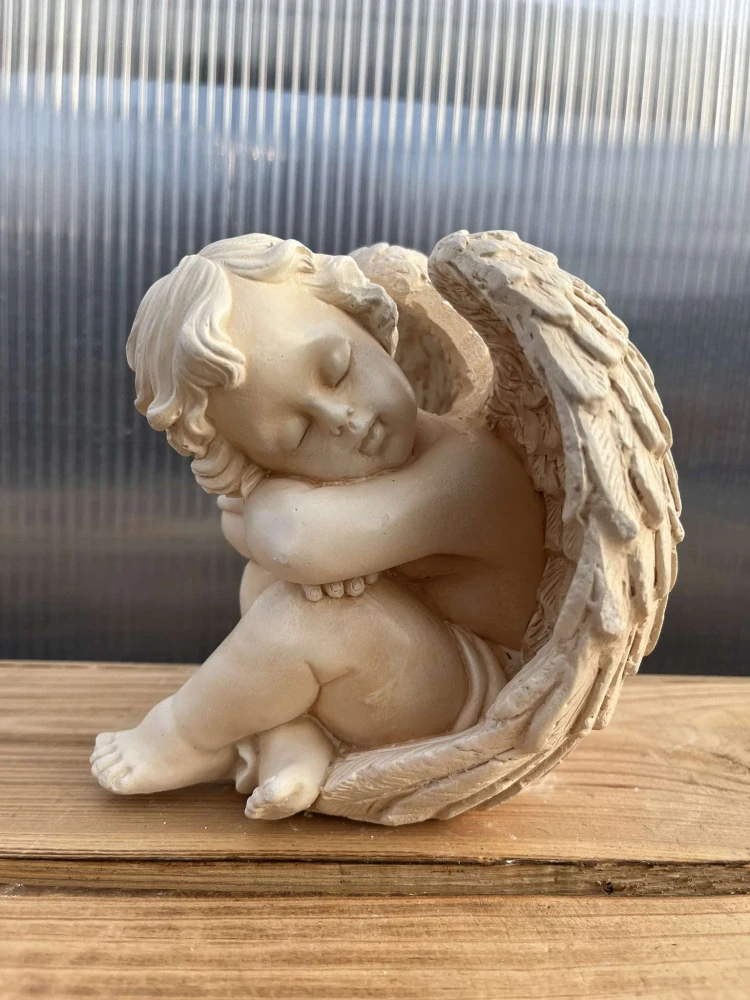 Andělíček - sádrová figurka v.12cm krémová