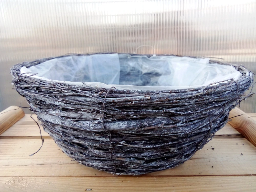 Proutěný košík šedý 32x12cm