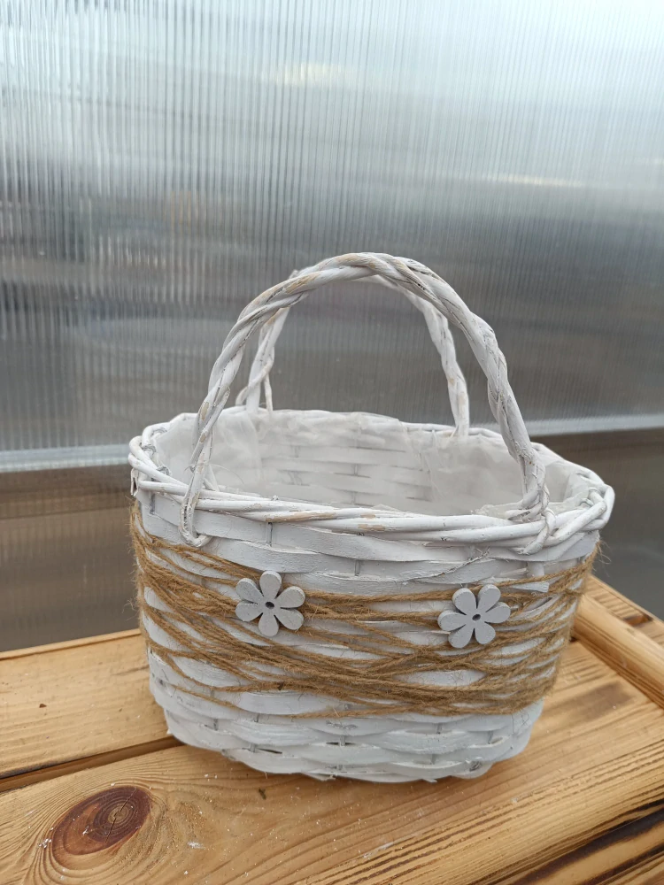 Proutěný košík bílý 23x17x24cm