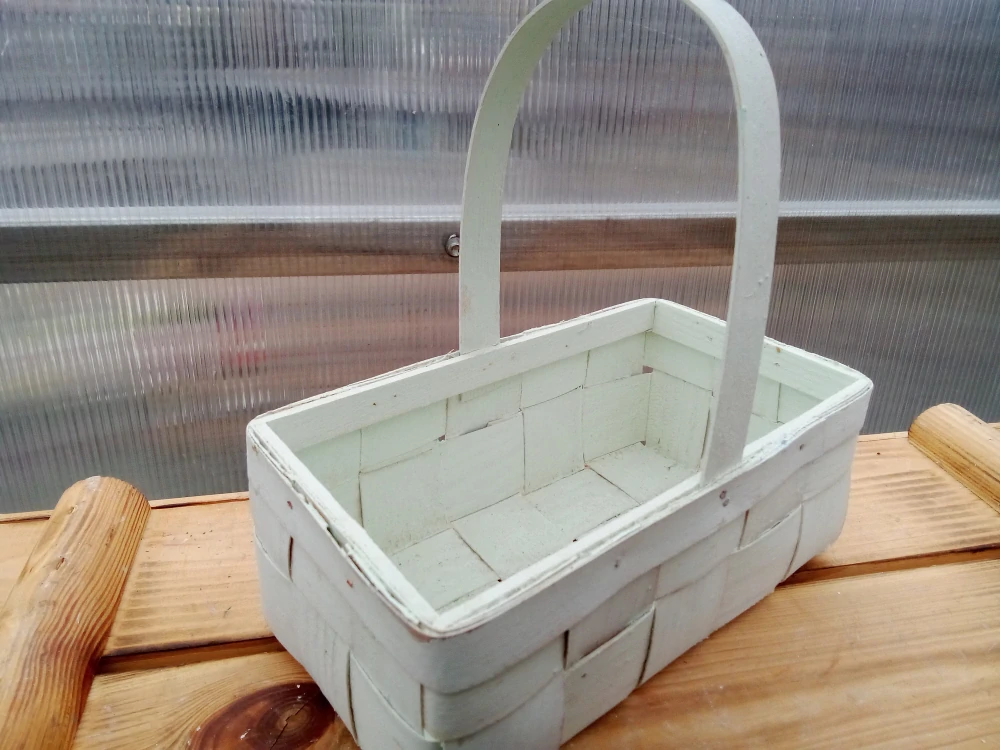 Dýhový košík -bílý 21x12x22cm