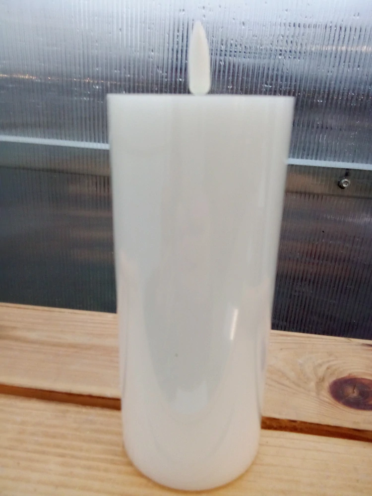 Plastová led svíce 20cm