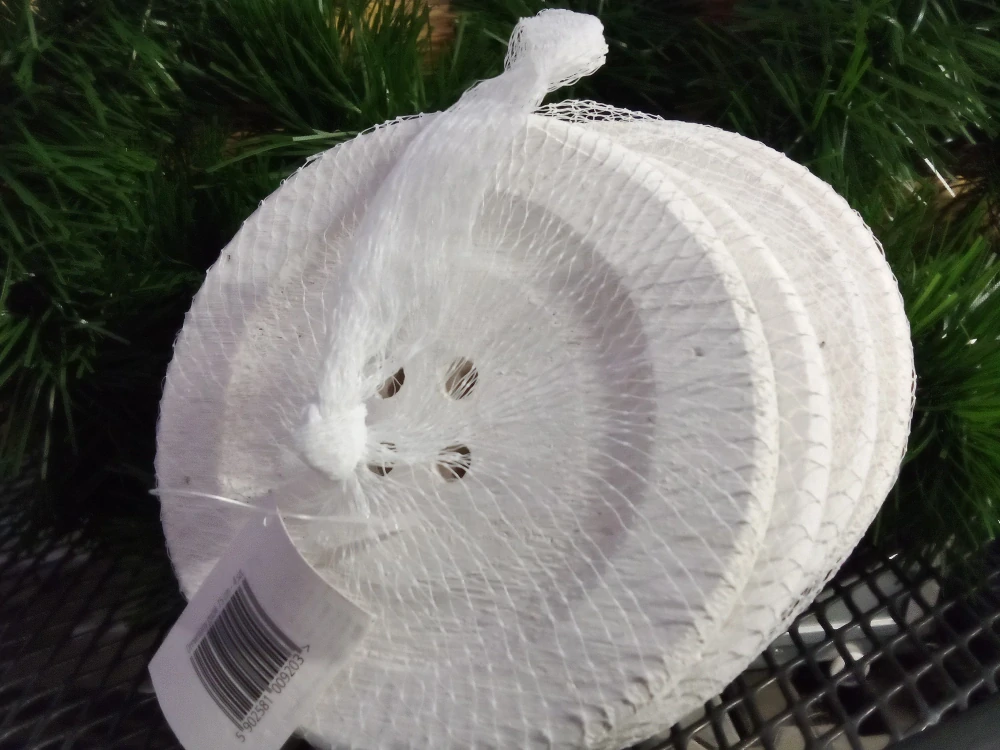 Dekorační knoflík dřevěný bílý 15cm balení 4ks
