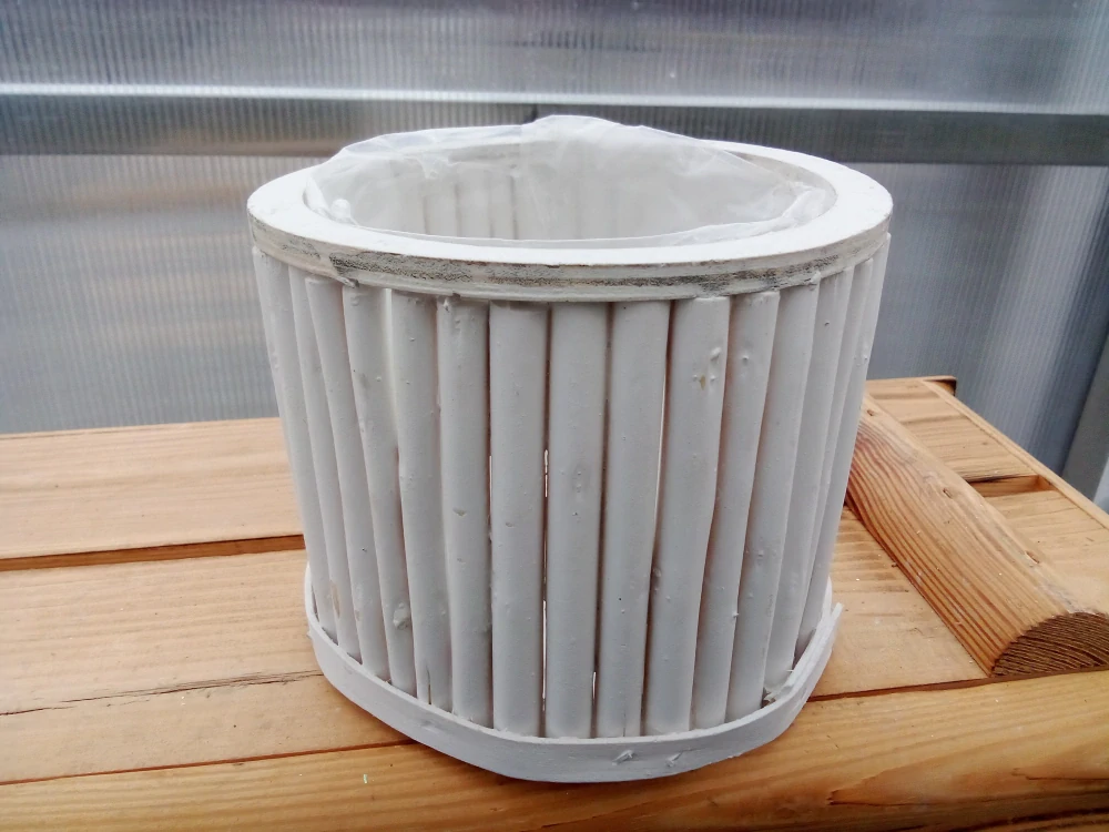 Obal na květináč bílý 12cm