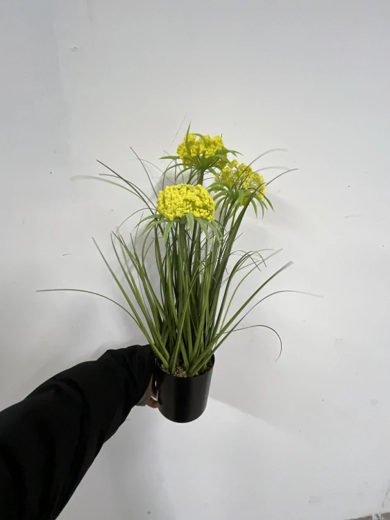Uměla dekorativní rostlina s okrasným česnekem 55cm