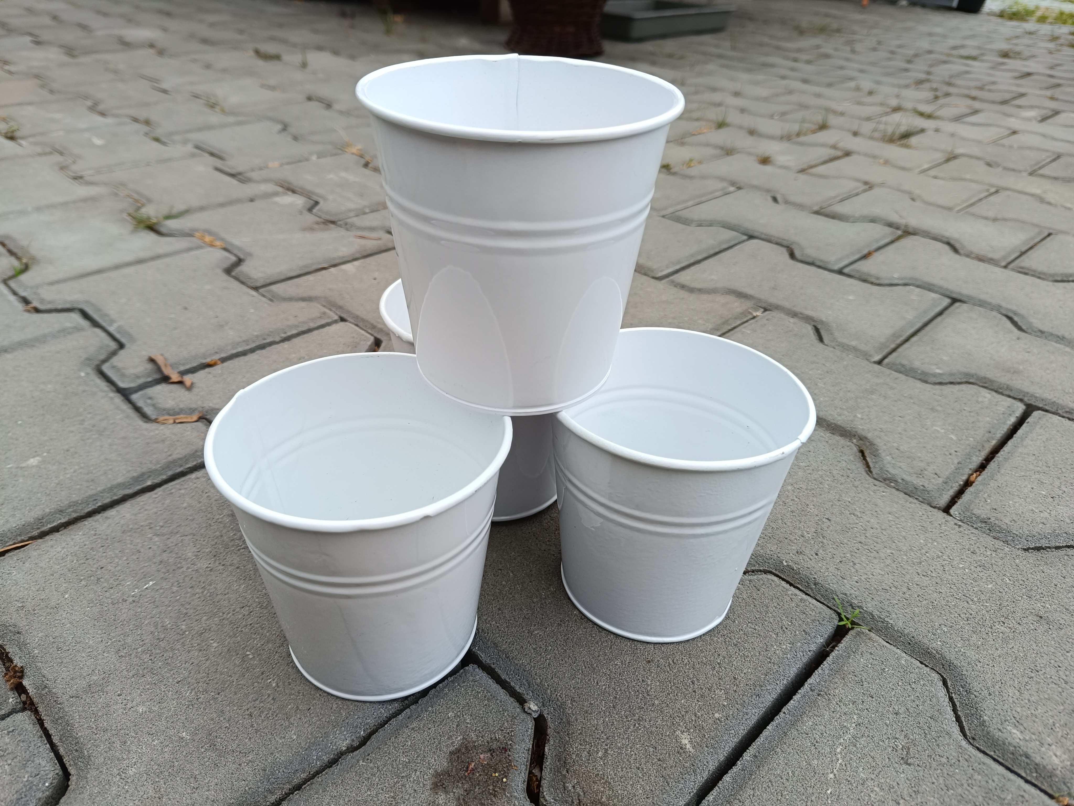 Obal na květináč plech bílý 11cm kulatý