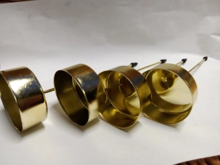 Stojánek na adventní svíce 4ks/bal 4x14cm plechový zlatý