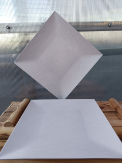 Dekorační talíř čtverec bílý - plast 30cm
