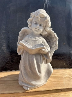 Andělíček - sádrová figurka v.18cm šedá 