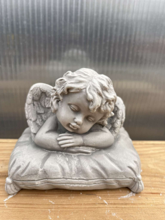 Andělíček - sádrová figurka v.9cm šedá
