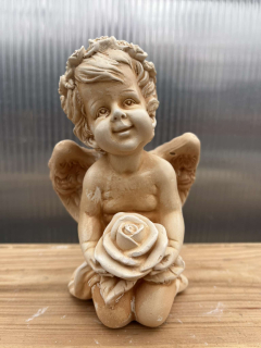 Andělíček - sádrová figurka v.12cm krémová