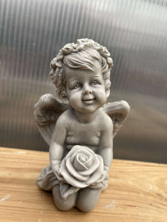 Andělíček - sádrová figurka v.13cm šedá