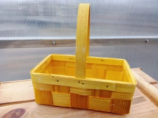 Dýhový košík - žlutý 21x12x22cm