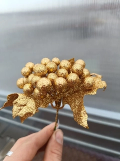 Dekorační větvička - bobule zlaté se třpytkami - 19cm