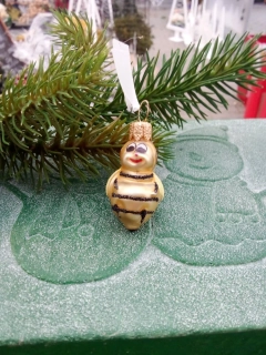 Vánoční baňka skleněná včelka zlatá 5cm