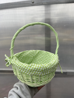 Velikonoční košík s látkou zelený 21x28cm