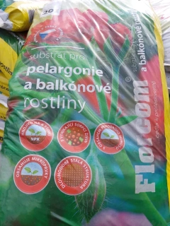 Substrát pro pelargonie a balkónové rostliny 20l